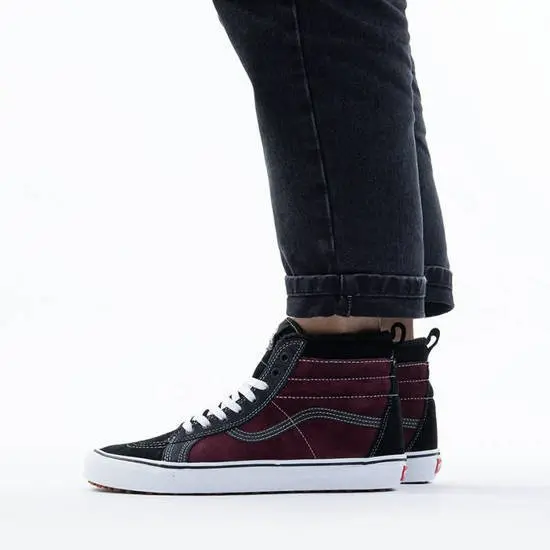 Giay Vans Sk8-Hi MTE Port 'Royale Black' VN0A4BV7XKZ