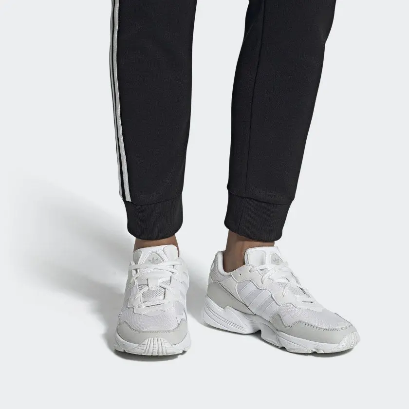 Alternative view of Giày Adidas Yung-96 'Cloud White' EE3682