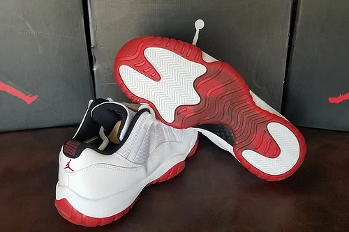 Giày Nike Air Jordan 11 Retro Low 'Cherry Bottom' 528895-101 - Ảnh 4