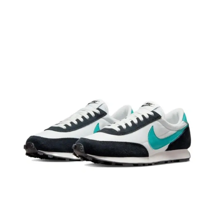 Alternative view of Giày Nike Day Break CK2351-110