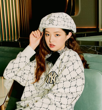 Áo MLB Monogram Diamond New York Yankees 'White' 3AMTM0314-50CRS - Ảnh 7