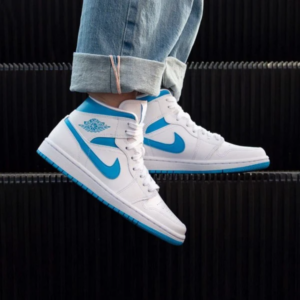 Alternative view of Giày Nike Air Jordan 1 Mid 'UNC' BQ6472-114