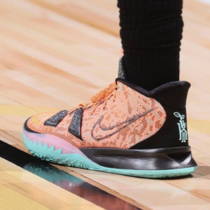 Alternative view of Giày Nike Kyrie 7 'Play for the Future' DD1447-800