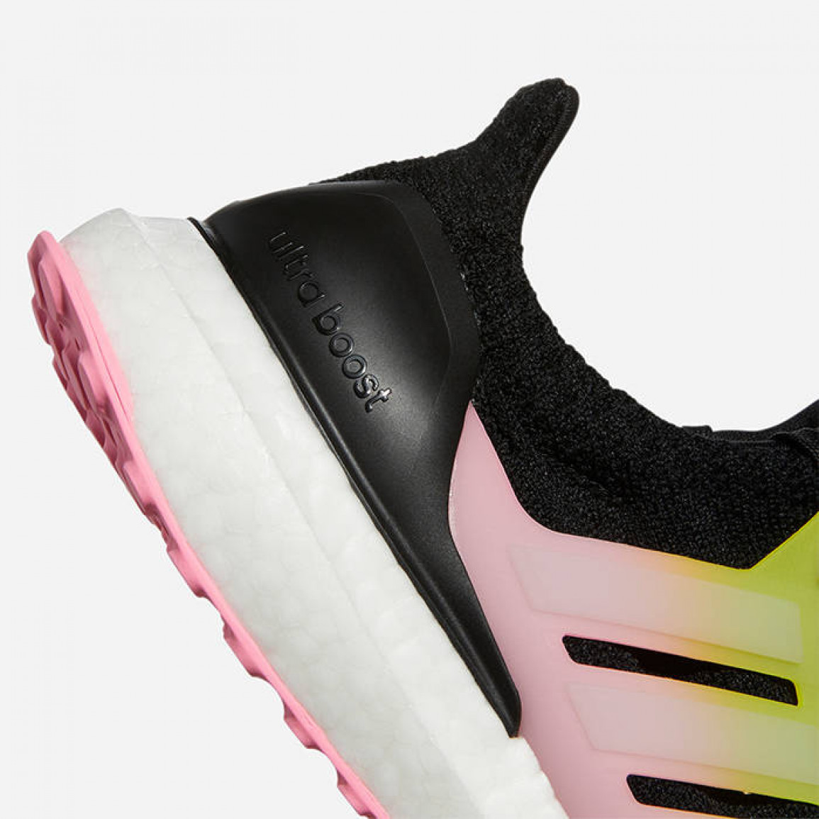 Giay Adidas Ultraboost DNA 5.0 'Black Beam Pink' GV8732