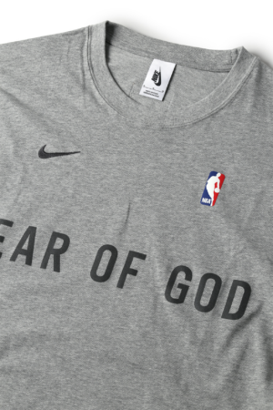 Alternative view of Áo Nike X Fear Of God x NBA NRG Tee Grey  CU4699 063