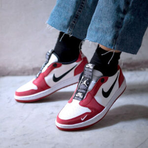 Alternative view of Giày Nike Air Jordan 1 Retro Low Slip Chicago BQ8462-601