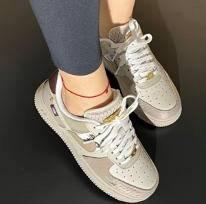 Giay Nike Air Force 1 Low 'Gold Bling' DX6061-122