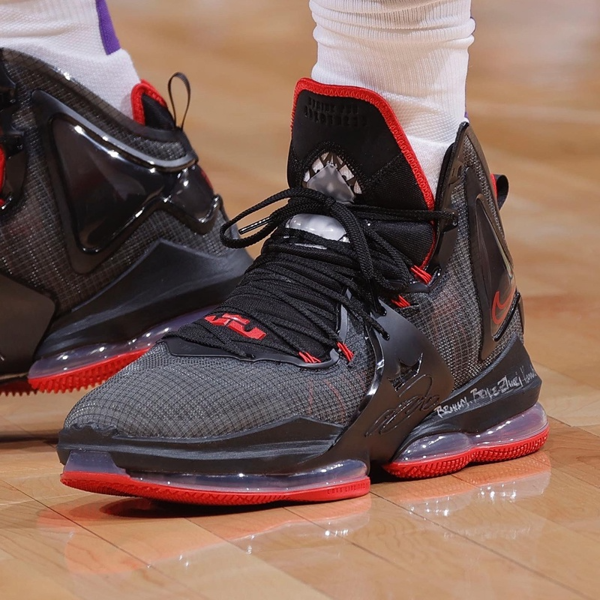 Giày Nike LeBron 19 'Bred' DC9340-001 - Ảnh 7