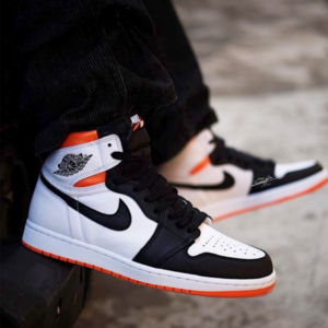 Alternative view of Giày Nike Air Jordan 1 Retro High OG 'Electro Orange' 555088-180