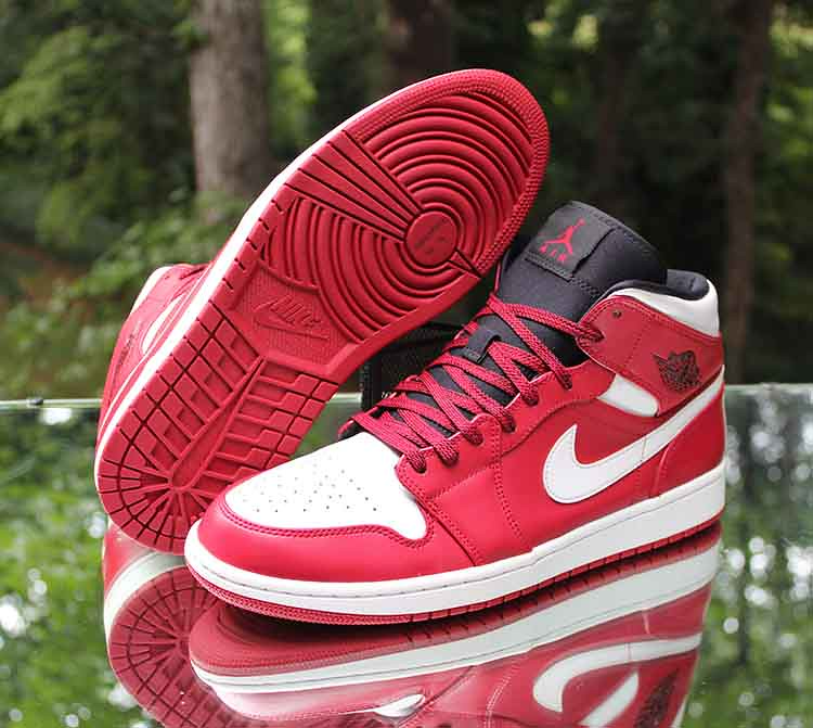 Giày Nike Air Jordan 1 Mid 'Gym Red' 554724-605 - Ảnh 8