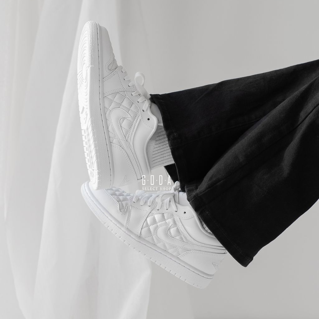 Giay Nike Air Jordan 1 Low Quilted 'White' DB6480-100