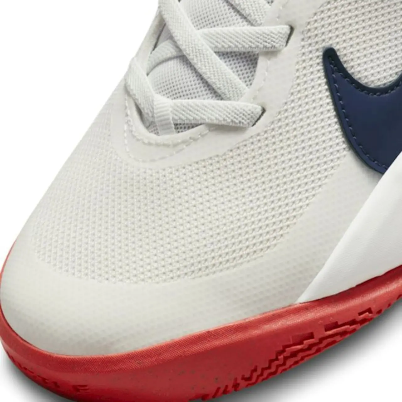 Giay Nike Team Hustle D 10 FlyEase Older Kids' 'White Blue' DD7303-103