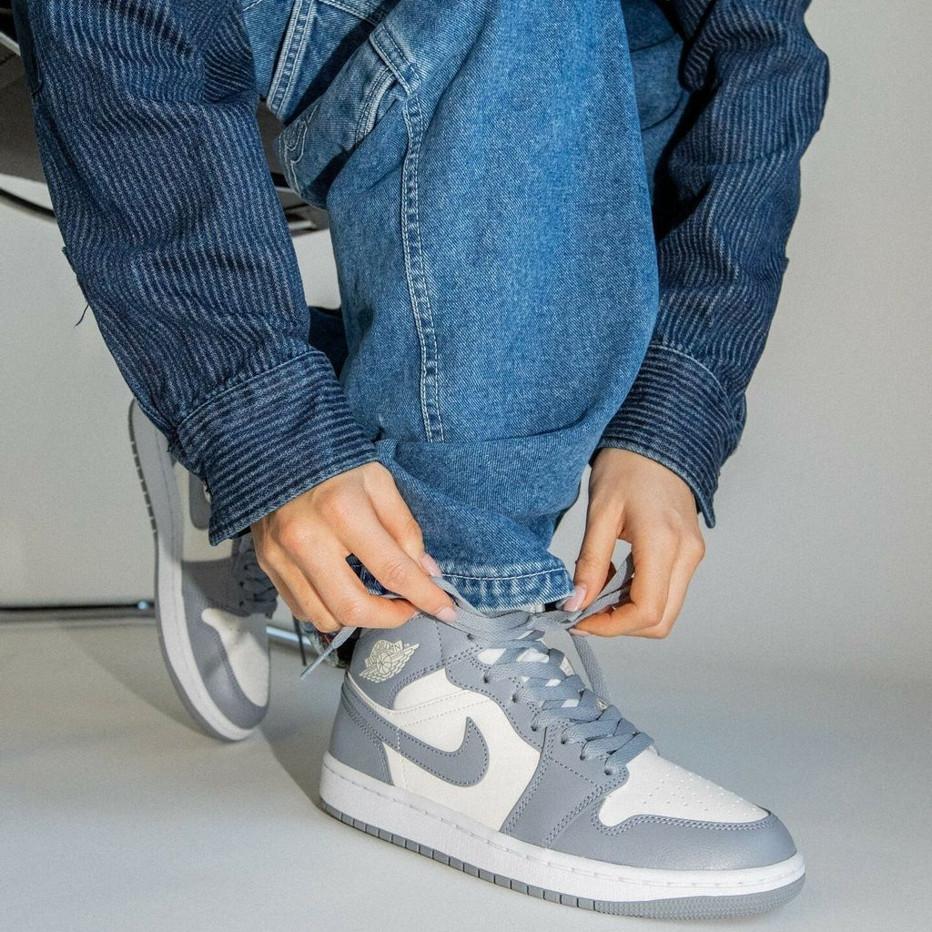 Giày Nike Air Jordan 1 Mid 'Grey Sail' BQ6472-115 - Ảnh 3