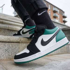 Alternative view of Giày Nike Air Jordan 1 Low "Mystic Green" 553558-113