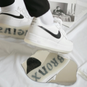 Giay Nike Air Force 1 Low '40th Anniversary Edition Bronx Origins' DX2309-100