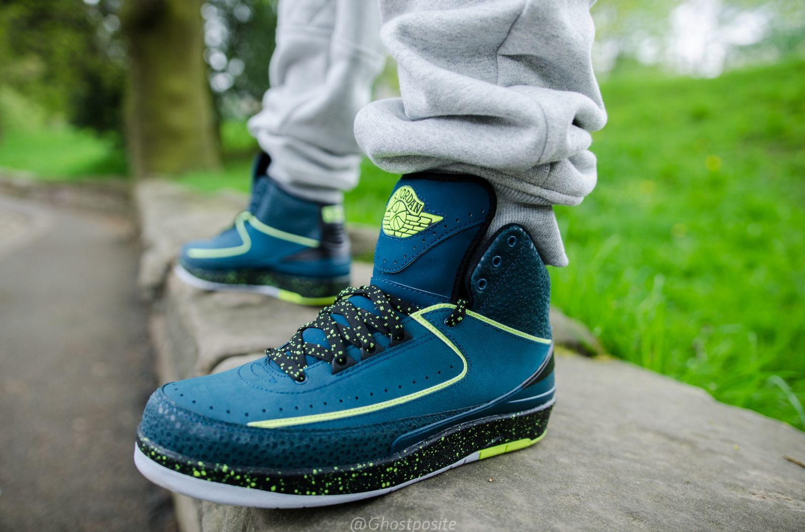 Giày Nike Air Jordan 2 Retro 'Nightshade' 385475-303 - Ảnh 4