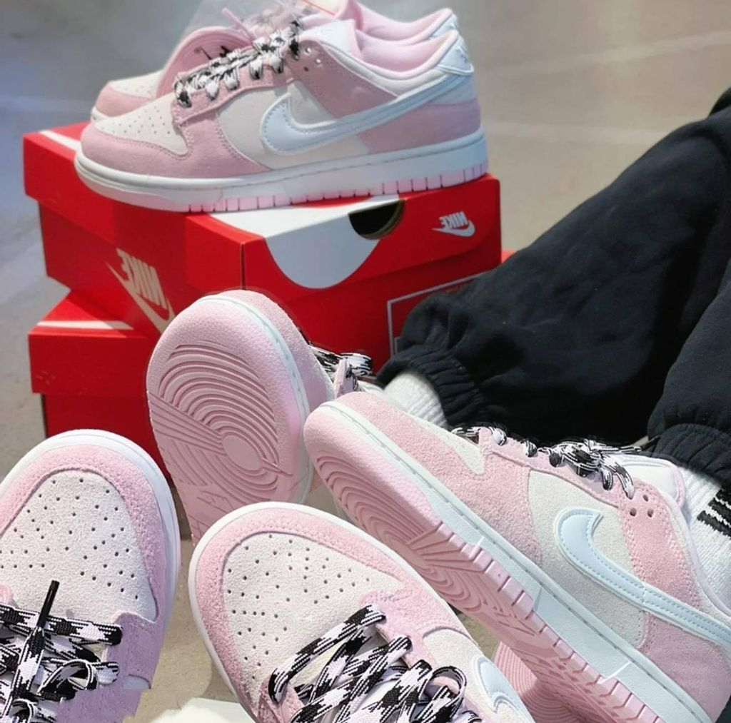 Giay Nike Dunk Low LX 'Pink Foam' DV3054-600