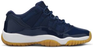 Giày Nike Air Jordan 11 GS Retro Low 'Navy Gum' 528896-405