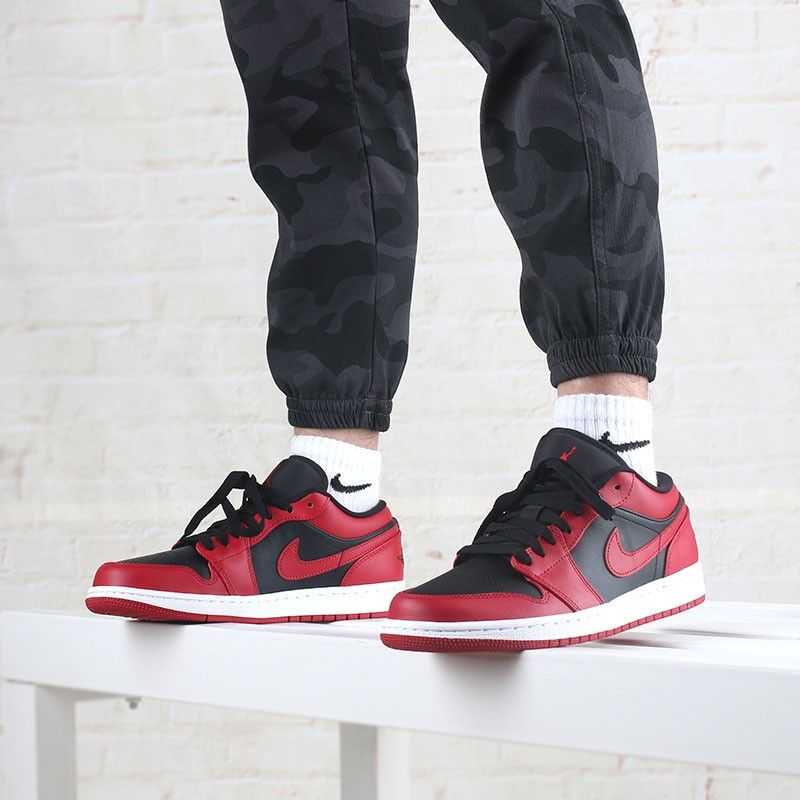 Giày Nike Air Jordan 1 Low 'Reverse Bred' 553558-606 - Ảnh 3