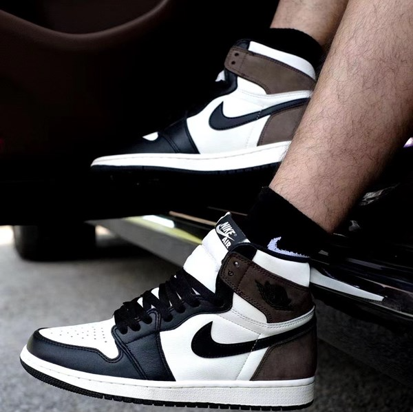 Giày Nike Air Jordan 1 Retro High OG 'Dark Mocha' 555088-105 - Ảnh 8