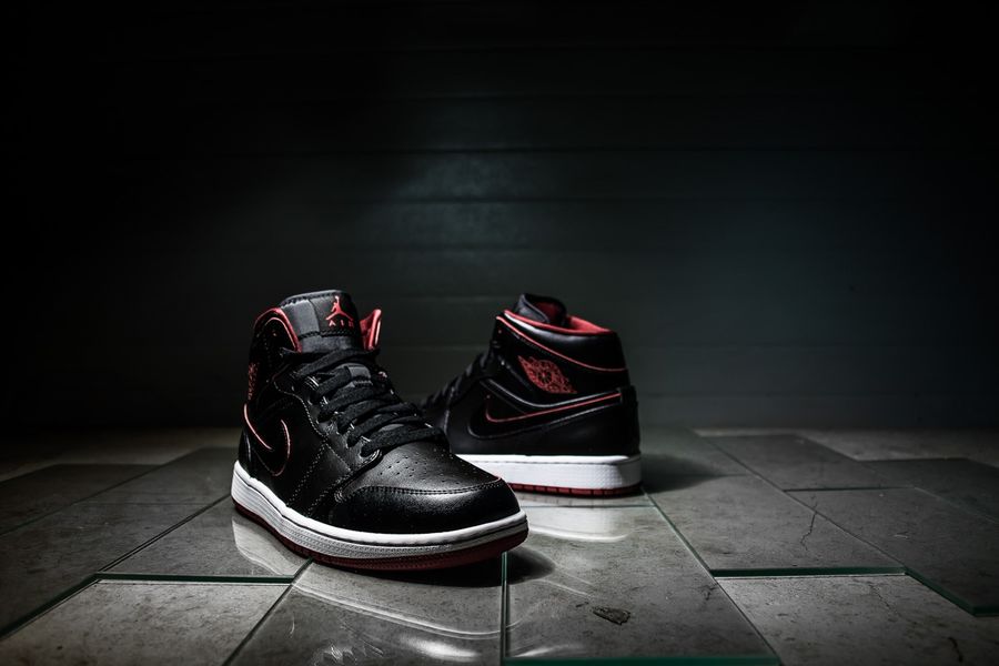 Giày Nike Air Jordan 1 Mid 'Lance Mountain Bred' 554725-028 - Ảnh 8