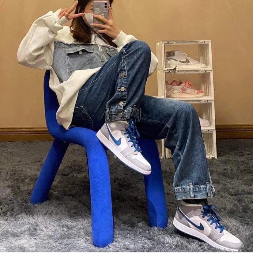 Giay Nike Air Jordan 1 Mid GS 'True Blue Cement' DQ8423-014