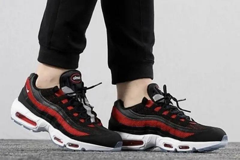 Alternative view of Giày Nike Air Max 95 Essential 'Bred' 749766-039