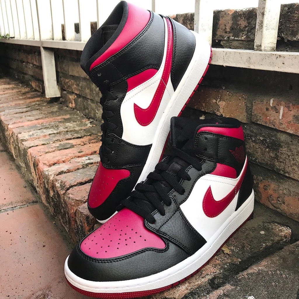 Giày Nike Air Jordan 1 Mid 'Bred Toe' 554724-066 - Ảnh 7