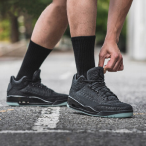 Alternative view of Giày Nike Air Jordan 3 Retro Flyknit 'Black' AQ1005-001