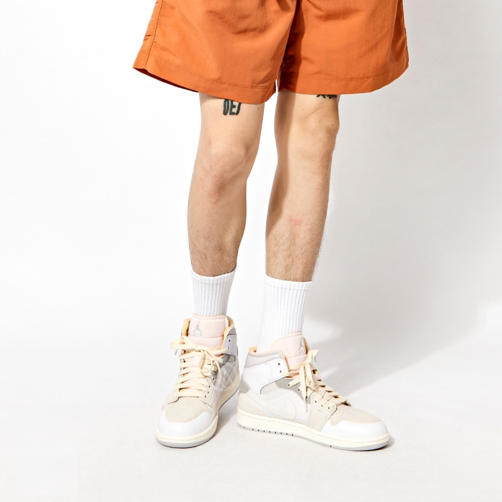 Giày Nike Air Jordan 1 Mid SE Craft 'Inside Out' DM9652-100 - Ảnh 3