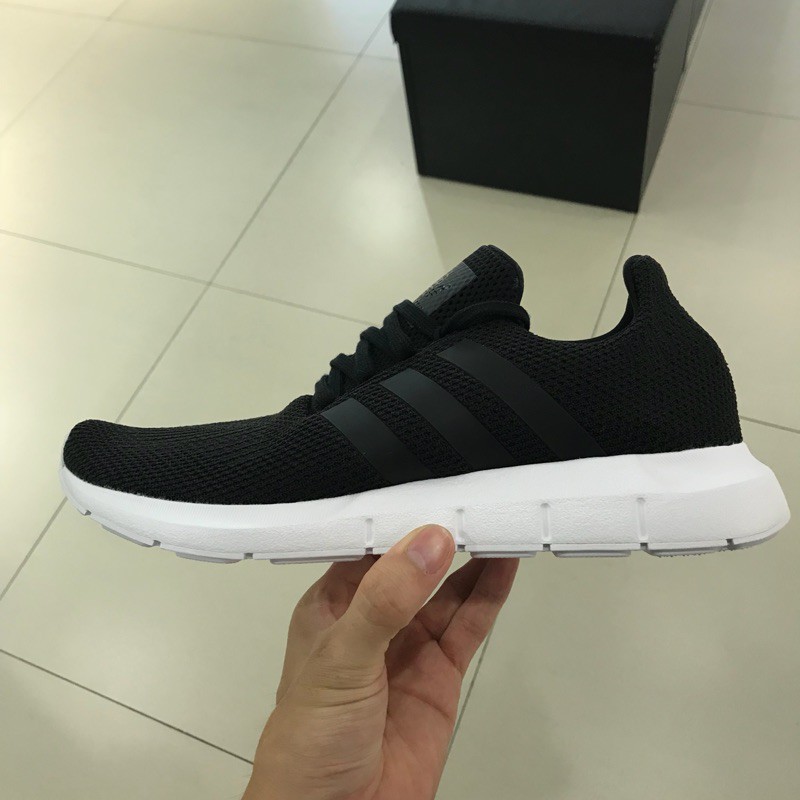 Giày Adidas Swift Run 'Core Black' B37726 - Ảnh 3