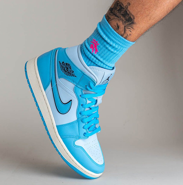 Giay Nike Air Jordan 1 Mid SE 'Ice Blue' DV1302-400