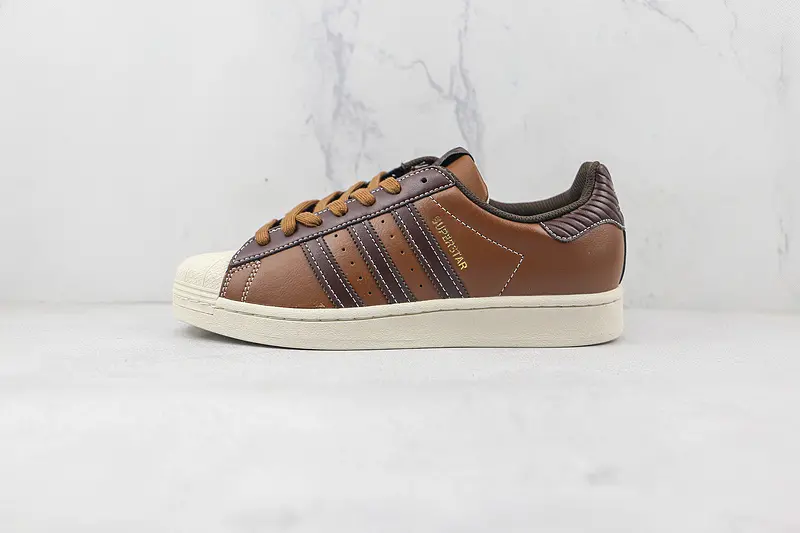 Alternative view of Giày Adidas Superstar 'Dark Brown' GW4438
