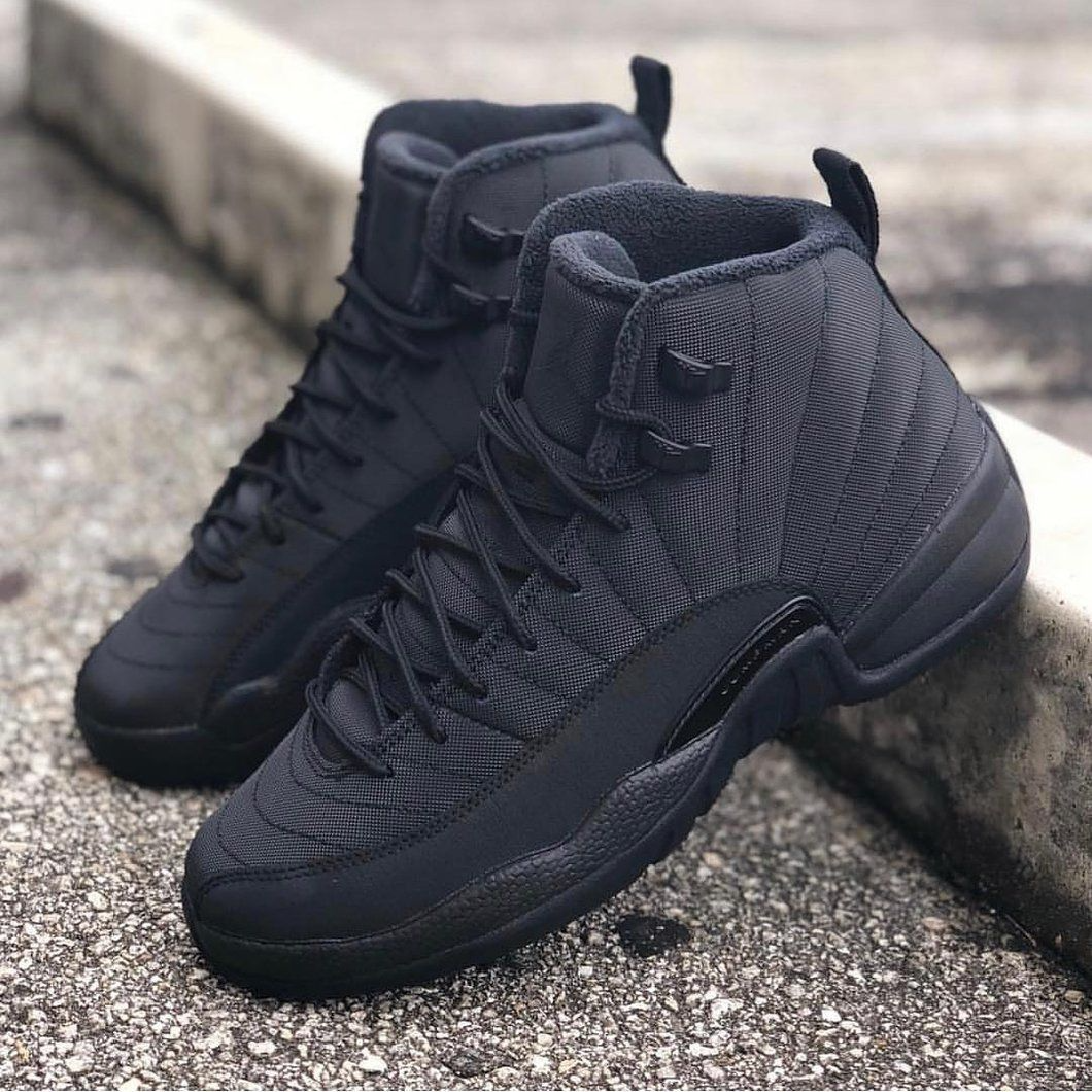 Giày Nike Air Jordan 12 Retro Winterized GS 'Triple Black' BQ6852-001 - Ảnh 3