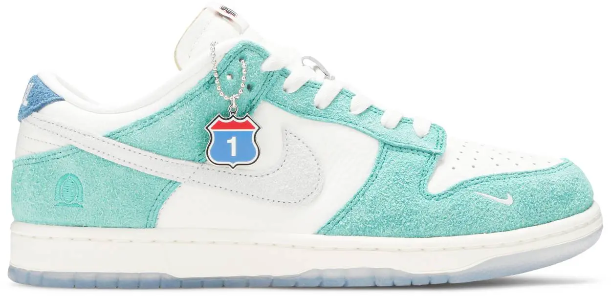 Giày Nike Kasina x Dunk Low 'Road Sign' CZ6501-101