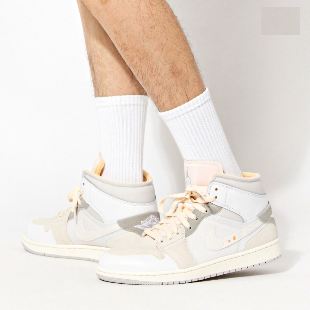 Giày Nike Air Jordan 1 Mid SE Craft 'Inside Out' DM9652-100 - Ảnh 4