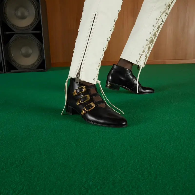 Alternative view of Giày Gucci Buckle Ankle 'Black' 699103-06F00-1000