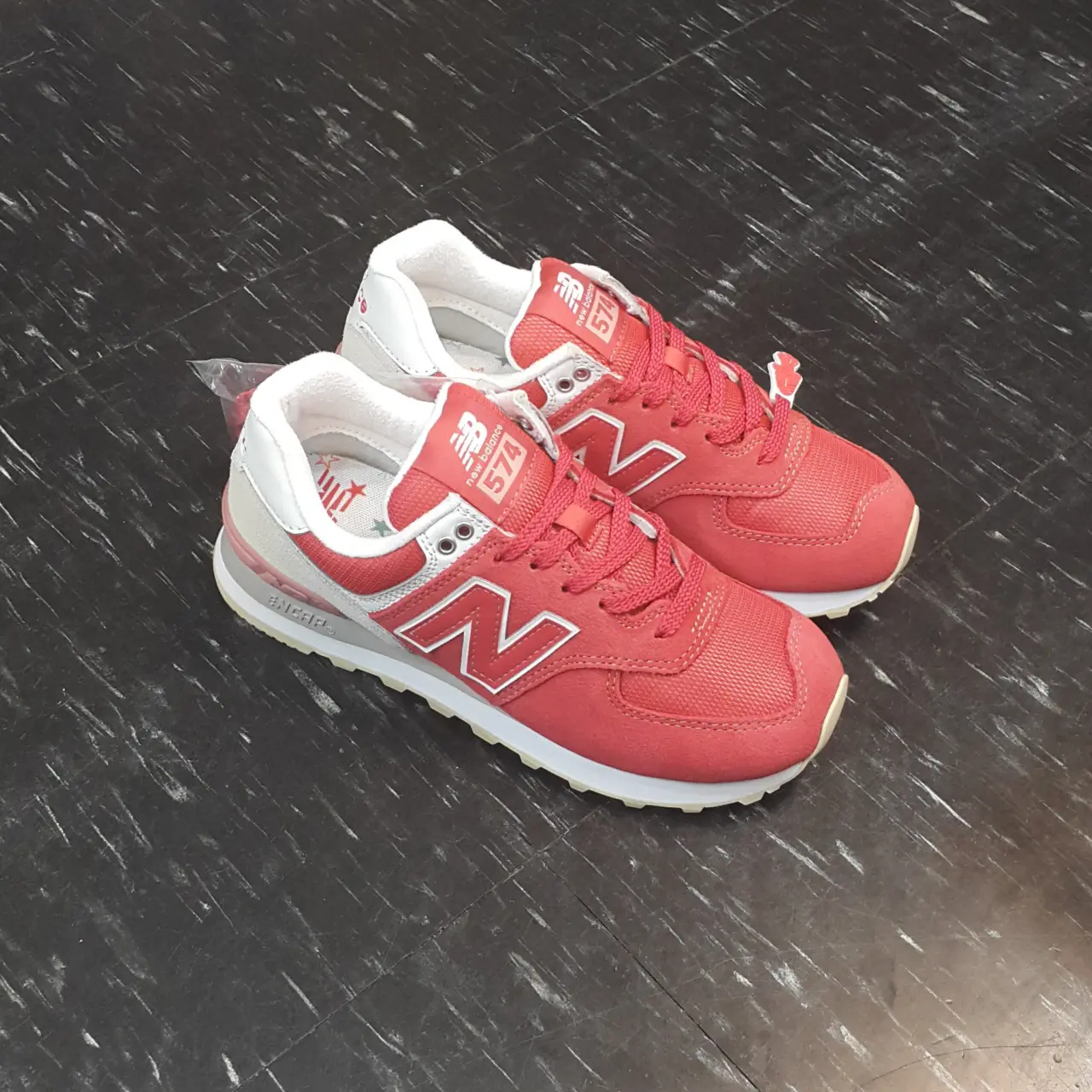 Alternative view of Giày New Balance 574 'Red White' WL574TAD