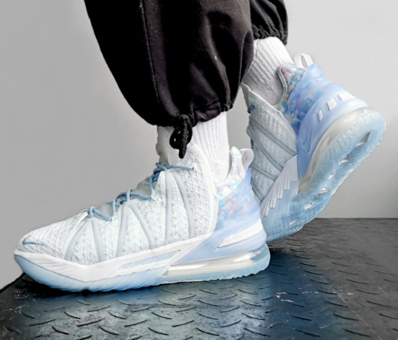 Giày Nike LeBron 18 EP 'Play For The Future' CW3155-400 - Ảnh 3