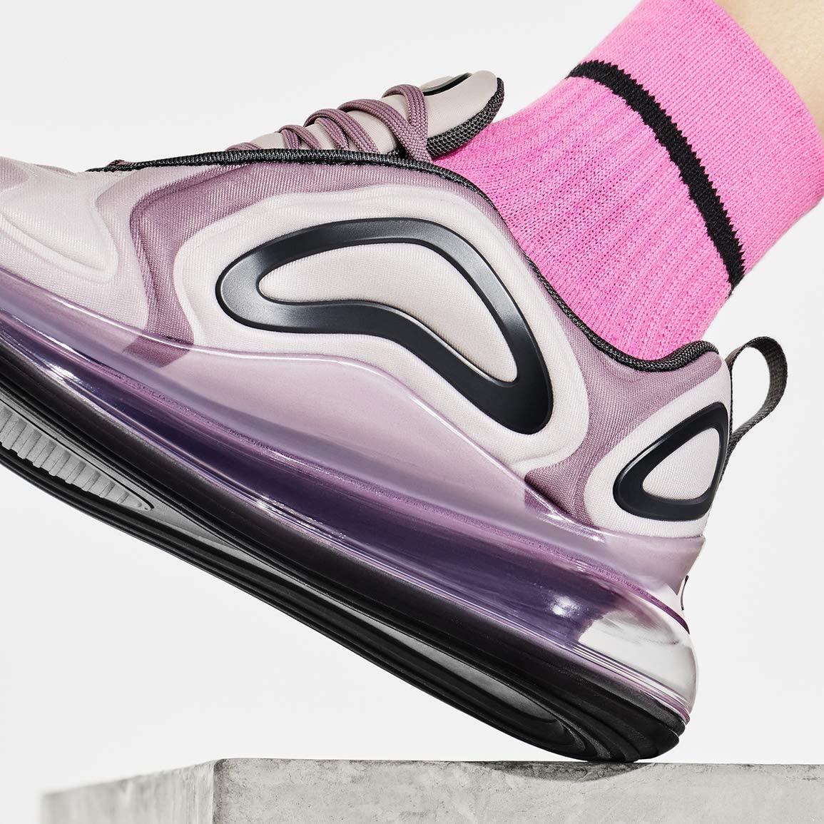 Giày Nike Wmns Air Max 720 'Barely Rose' CI3868-600 - Ảnh 3