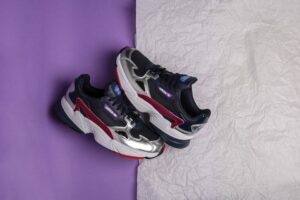 Alternative view of Giày Adidas  Falcon 'Silver Metallic' CG6213