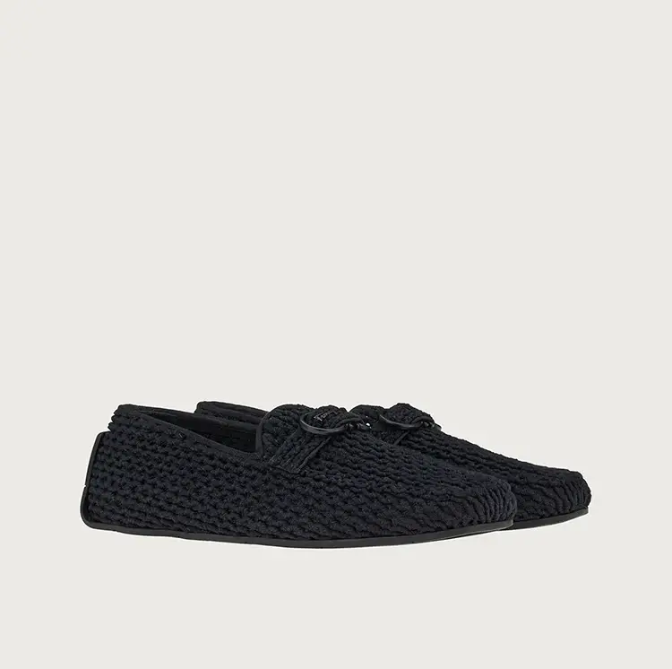 Alternative view of Giày Salvatore Ferragamo Driver Gancini Crochet 'Black' 020672-751409