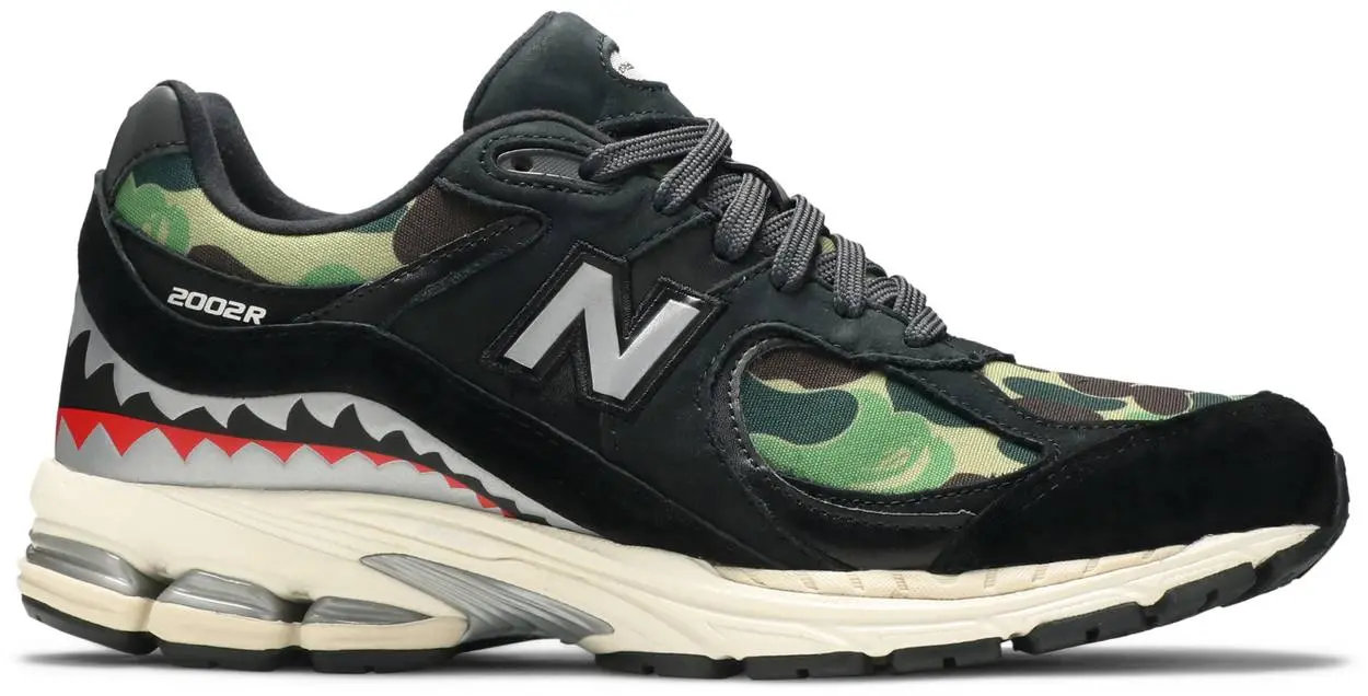 Giày New Balance BAPE x 2002R 'Apes Together Strong Black Camo' M2002RBF