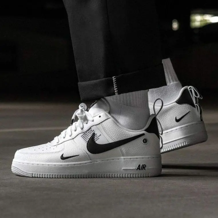 Alternative view of Nike Air Force 1 LV8 Utility 'White' CQ4611-100