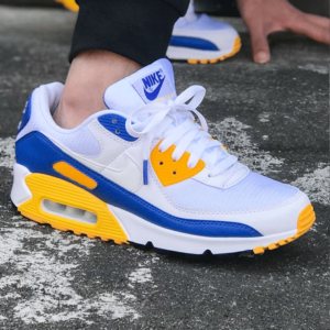 Alternative view of Giày Nike Air Max 90 'Knicks' CT4352-101