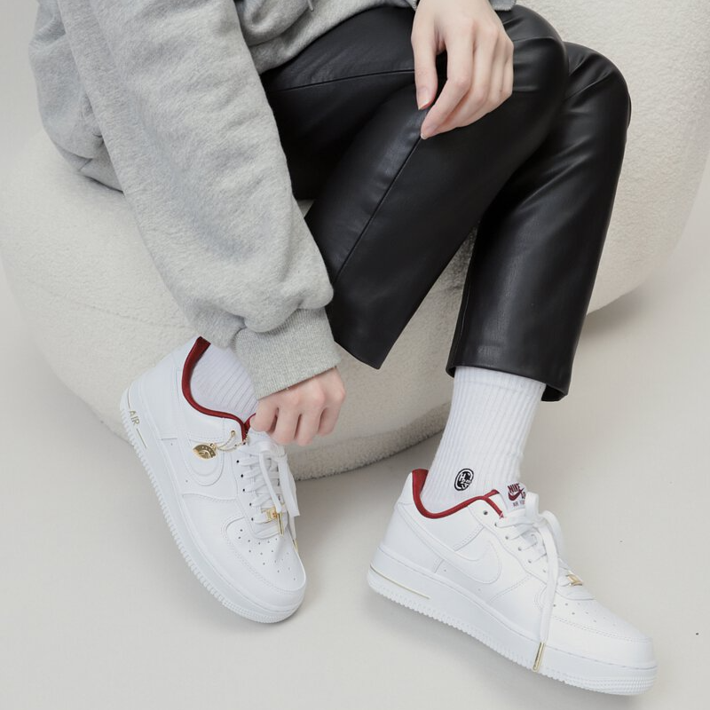 Giay Nike Air Force 1 Low Just Do It ‘Hangtag’ DV7584-100