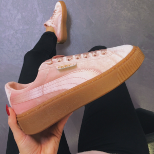 Alternative view of Giày Puma Basket Platform Velour Suede 366721-02