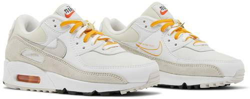 Giày Nike Wmns Air Max 90 SE 'First Use White University Gold' DA8709-100 - Ảnh 5