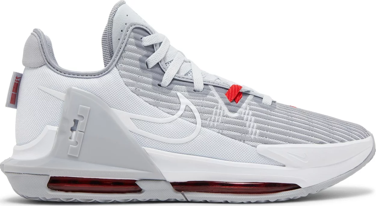 Giay Nike LeBron Witness 6 'Pure Platinum' CZ4052-003