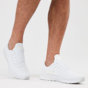 Alternative view of Giày Nike Air Zoom Pegasus 35 'Triple White' 942851-100